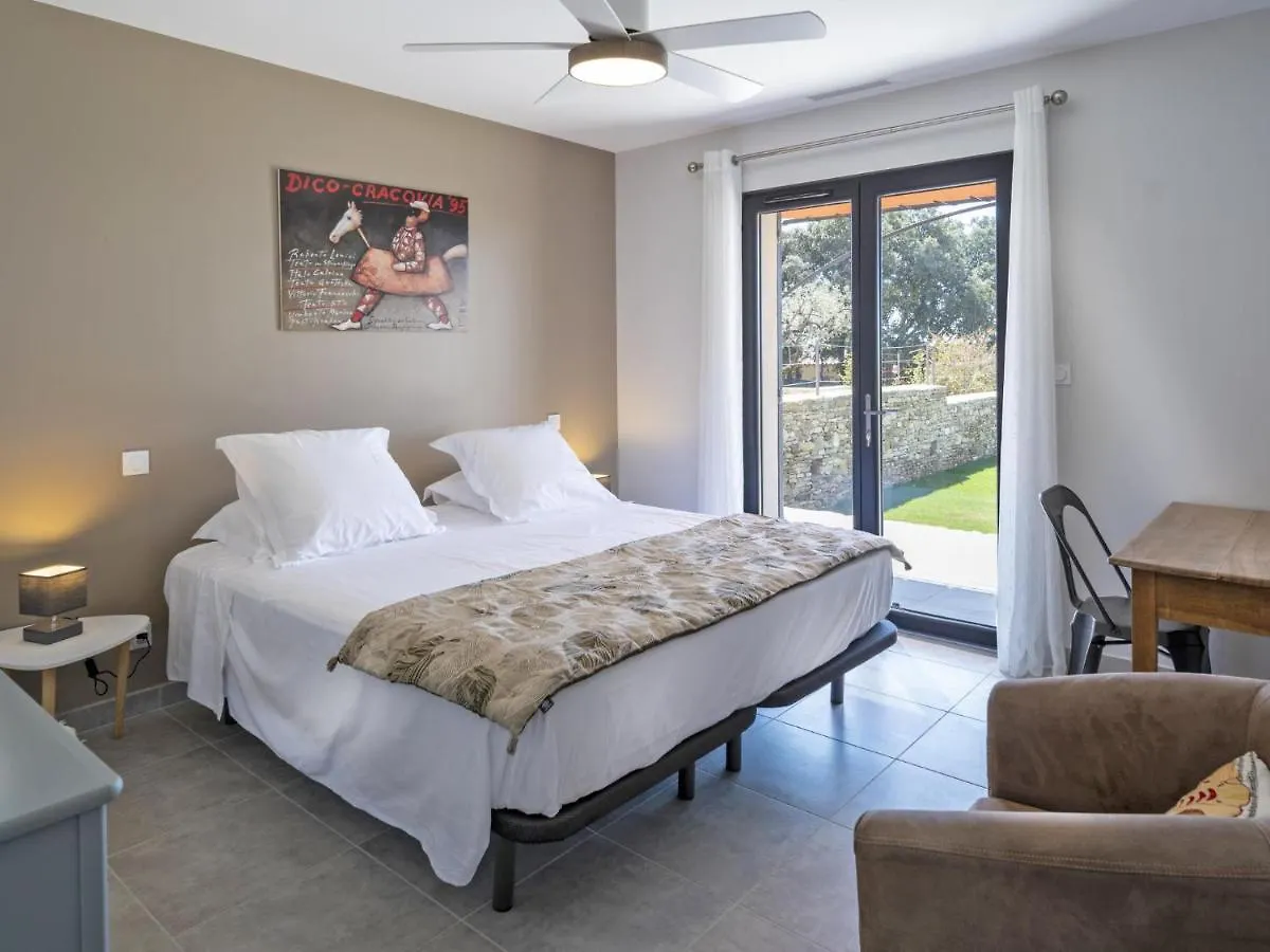 Figuiers Villa Beaumes-de-Venise 0*,